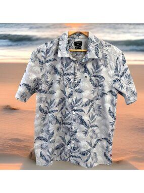 Vintage Quiksilver Hawaiian Shirt Men's M Gray Leaf Print Tiki Camp Hawaii Flag